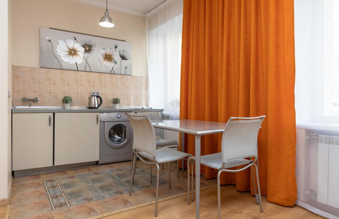 Apartment On Maidan, Khreschatyk 4 Street Kiev Buitenkant foto